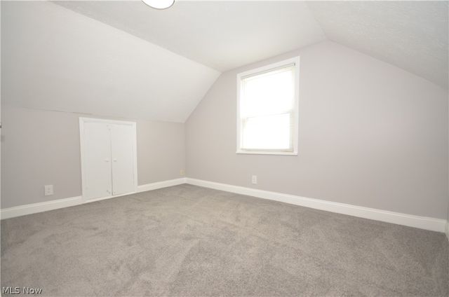 390 Morrison Avenue, Cuyahoga Falls, OH 44221