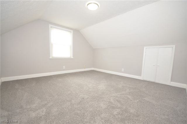 390 Morrison Avenue, Cuyahoga Falls, OH 44221