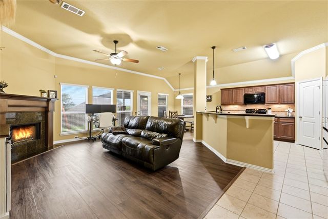 18721 Stewart Hill Drive, Montgomery, TX 77356