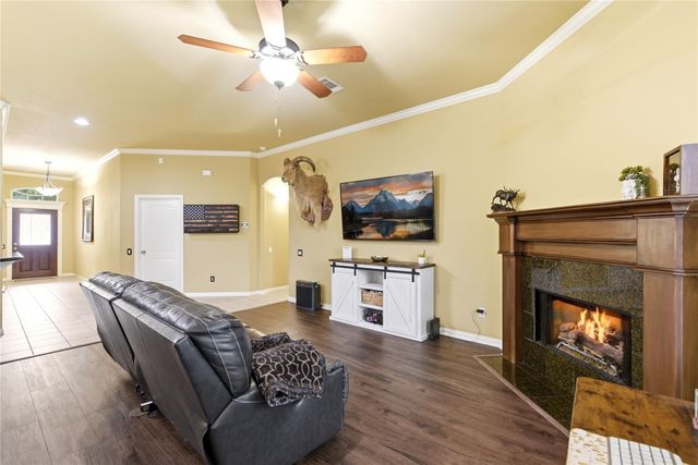 18721 Stewart Hill Drive, Montgomery, TX 77356