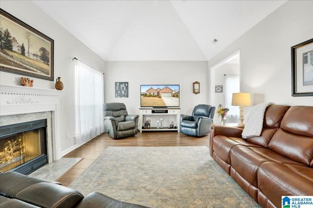 108 HANNAH CIRCLE, Calera, AL 35040