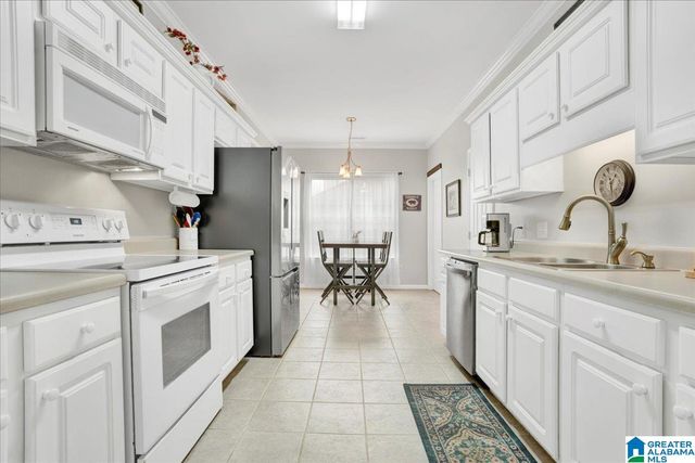 108 HANNAH CIRCLE, Calera, AL 35040