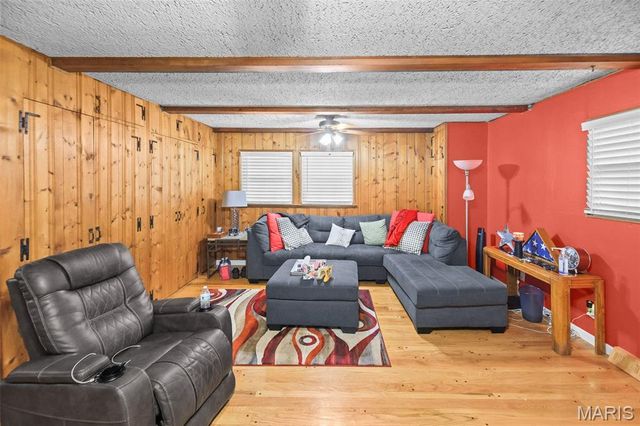 133 Country Club, Belleville, IL 62223