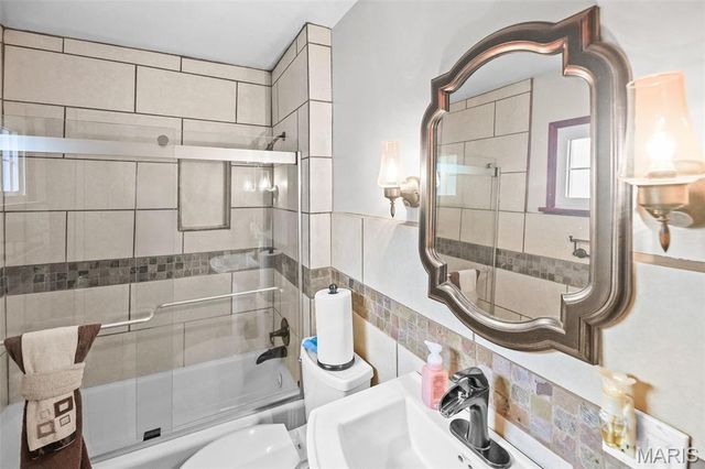 133 Country Club, Belleville, IL 62223