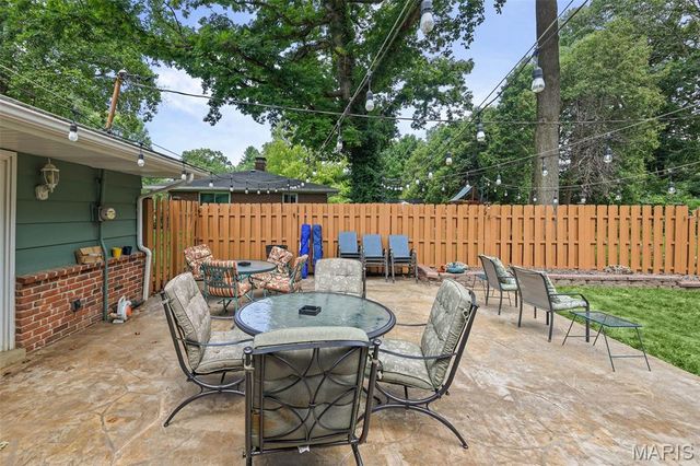 133 Country Club, Belleville, IL 62223