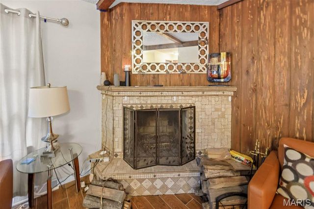 133 Country Club, Belleville, IL 62223