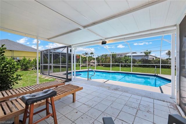 1307 SW 43rd LN, Cape Coral, FL 33914