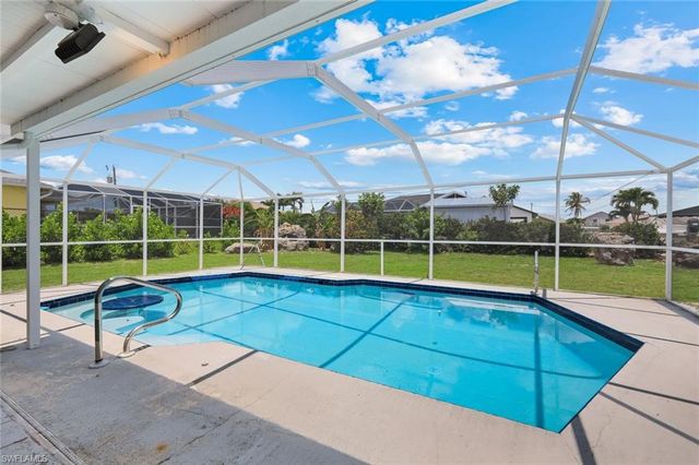 1307 SW 43rd LN, Cape Coral, FL 33914