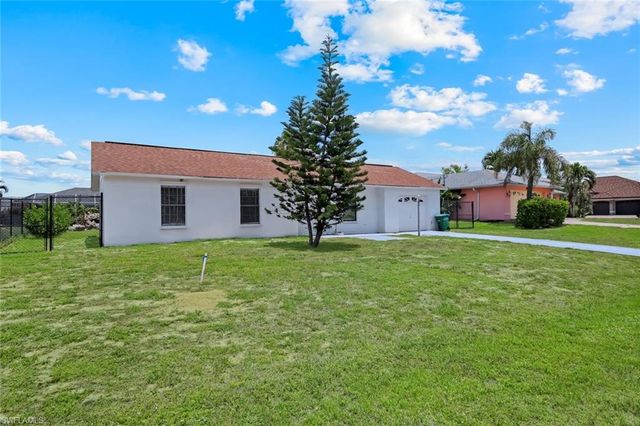 1307 SW 43rd LN, Cape Coral, FL 33914