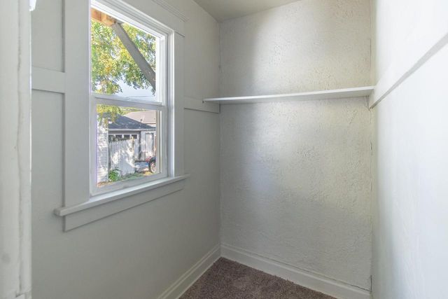 3916 10th AVENUE, Kenosha, WI 53140