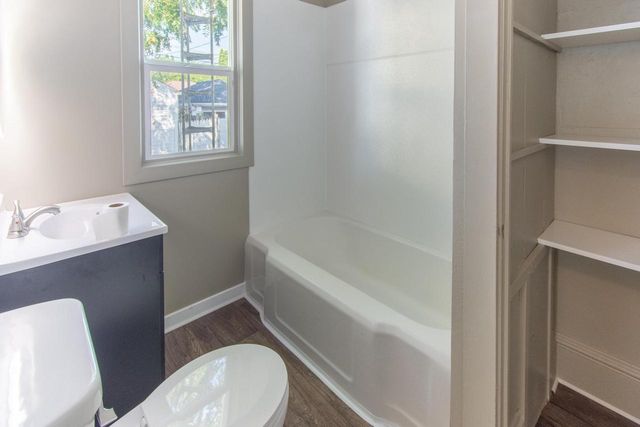 3916 10th AVENUE, Kenosha, WI 53140