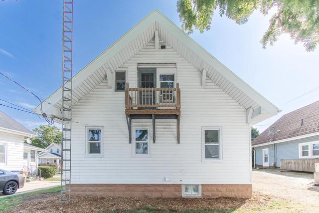 3916 10th AVENUE, Kenosha, WI 53140