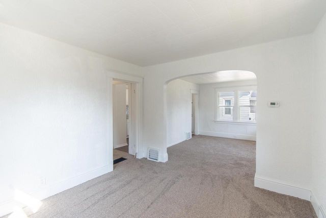 3916 10th AVENUE, Kenosha, WI 53140