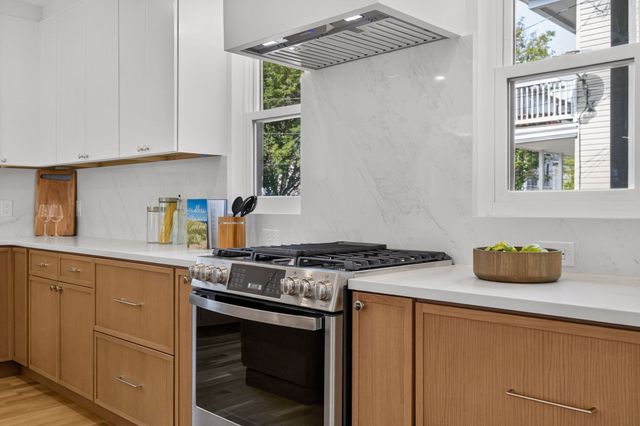 11 Morrison Ave, Somerville, MA 02144