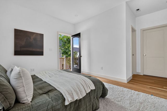 11 Morrison Ave, Somerville, MA 02144