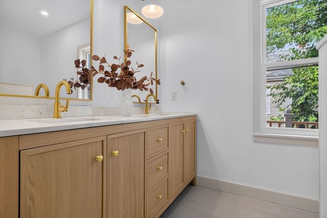 11 Morrison Ave, Somerville, MA 02144