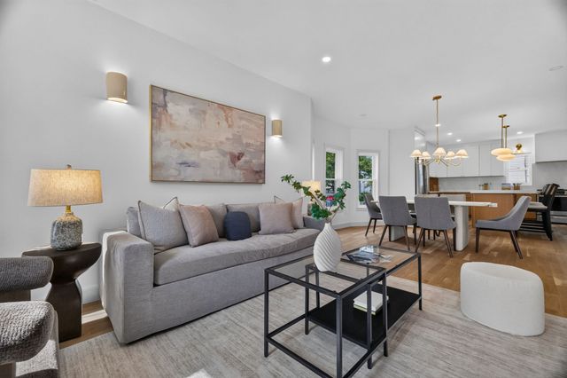 11 Morrison Ave, Somerville, MA 02144