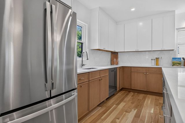 11 Morrison Ave, Somerville, MA 02144