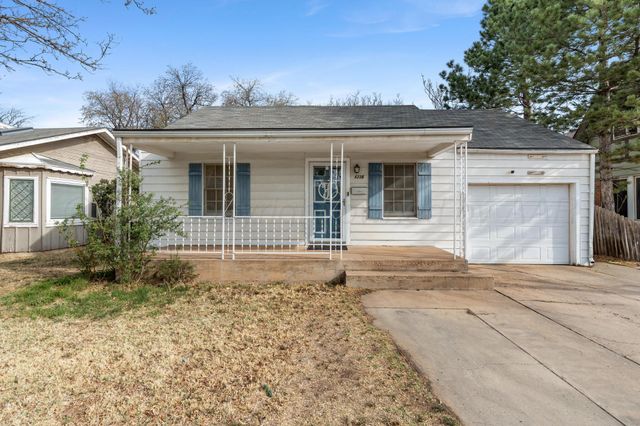 4236 SW 13TH Avenue, Amarillo, TX 79106