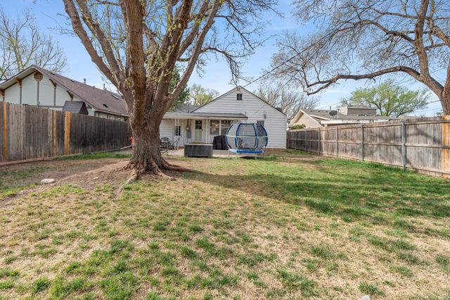 4236 SW 13TH Avenue, Amarillo, TX 79106