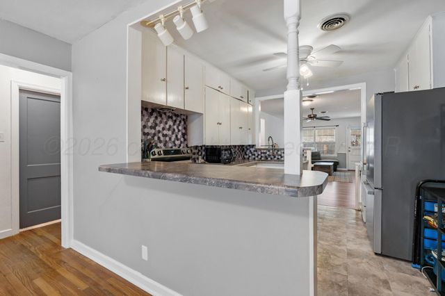 4236 SW 13TH Avenue, Amarillo, TX 79106