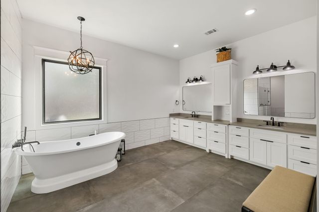 3179 County Road 3307, Greenville, TX 75402