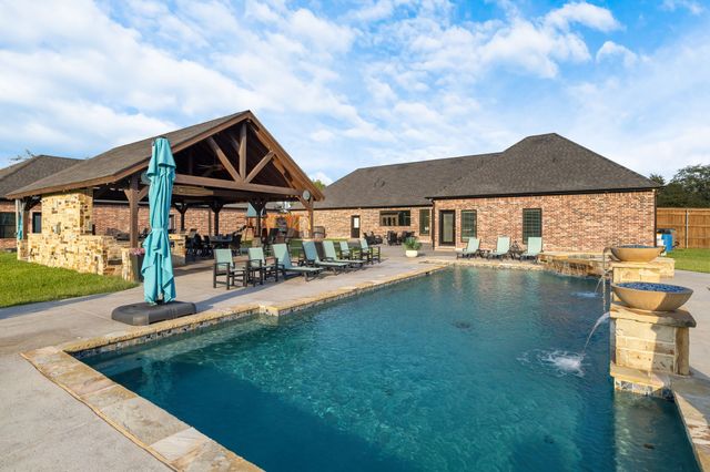 3179 County Road 3307, Greenville, TX 75402