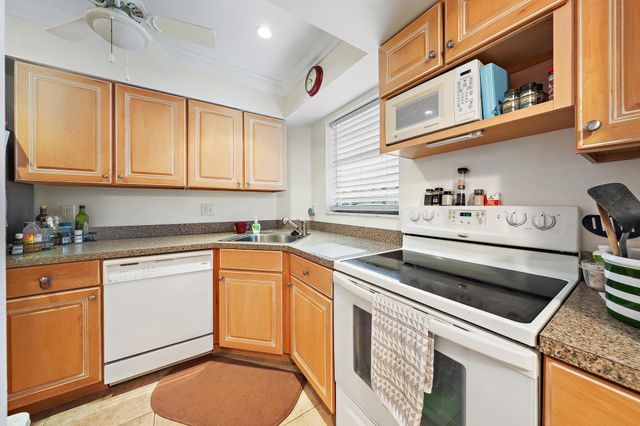 18081 SE Country Club Drive 6-51, Jupiter, FL 33469