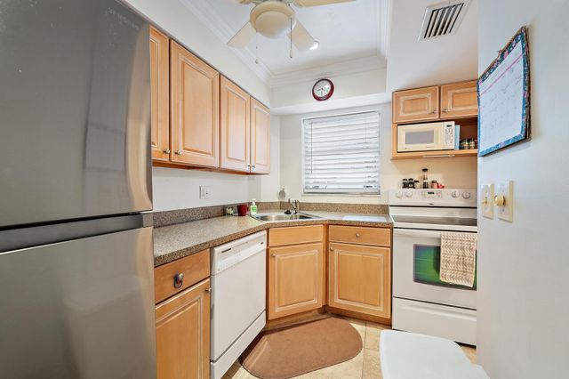 18081 SE Country Club Drive 6-51, Jupiter, FL 33469