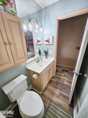 30868 Thistle Avenue, Chesterfield, MI 48051