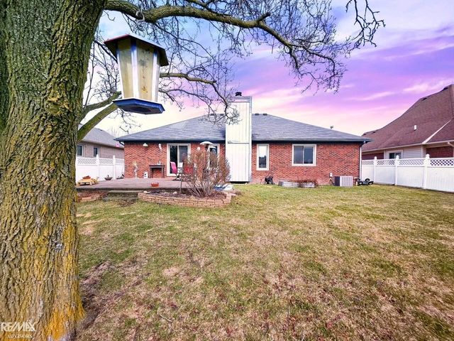 30868 Thistle Avenue, Chesterfield, MI 48051