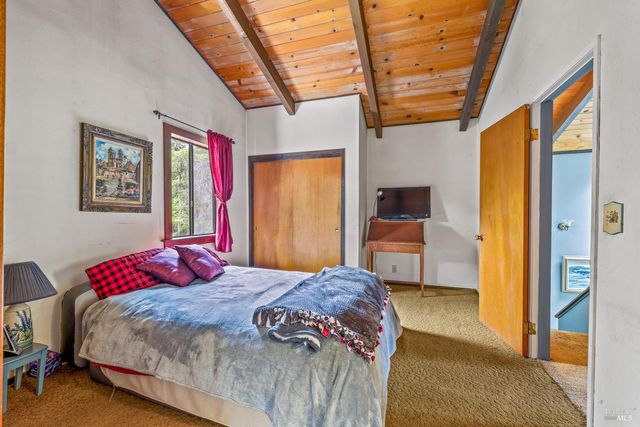 43150 Little Lake Rd, Mendocino, CA 95460