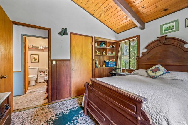 43150 Little Lake Rd, Mendocino, CA 95460