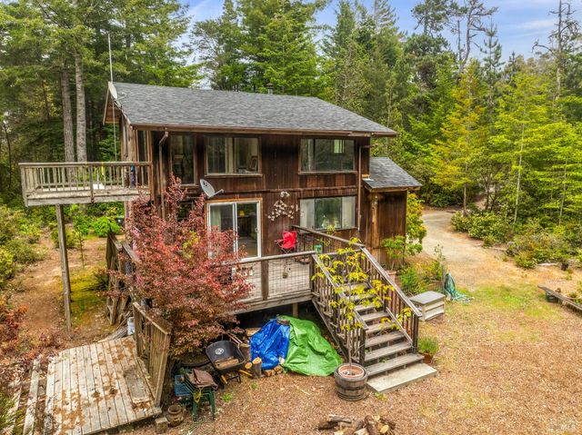 43150 Little Lake Rd, Mendocino, CA 95460