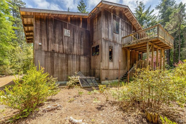 43150 Little Lake Rd, Mendocino, CA 95460
