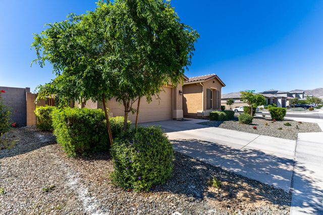 18947 W PALO VERDE Drive, Litchfield Park, AZ 85340