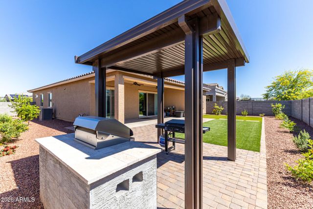 18947 W PALO VERDE Drive, Litchfield Park, AZ 85340