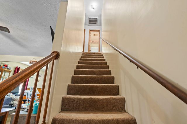 13955 Swallowfield Road, Frankfort, KY 40601