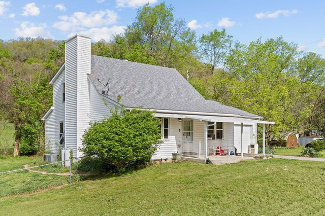 13955 Swallowfield Road, Frankfort, KY 40601