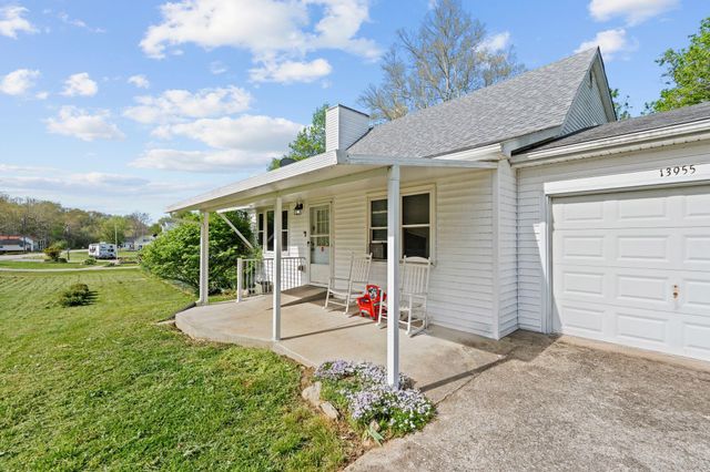 13955 Swallowfield Road, Frankfort, KY 40601