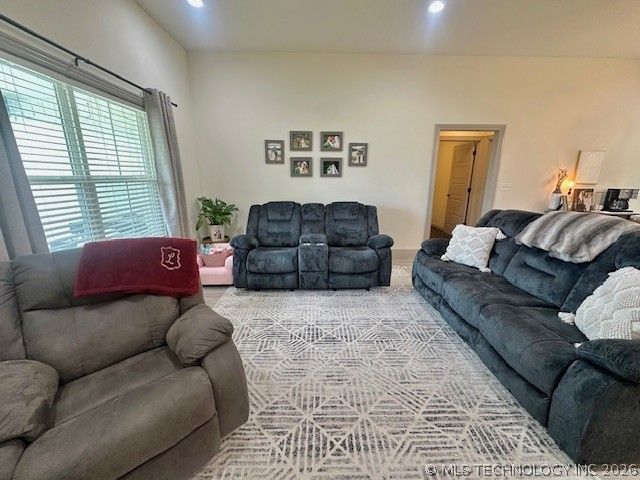 25067 S 519 Road, Park Hill, OK 74451