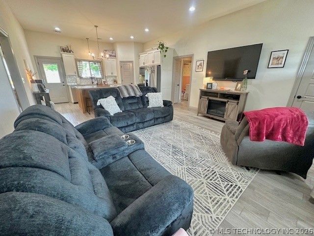 25067 S 519 Road, Park Hill, OK 74451