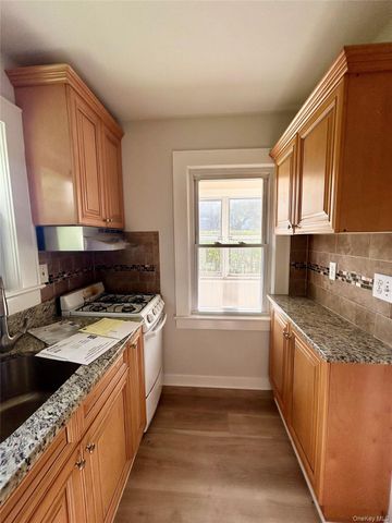 747 Route 9W Cottage 8, Valley Cottage, NY 10989