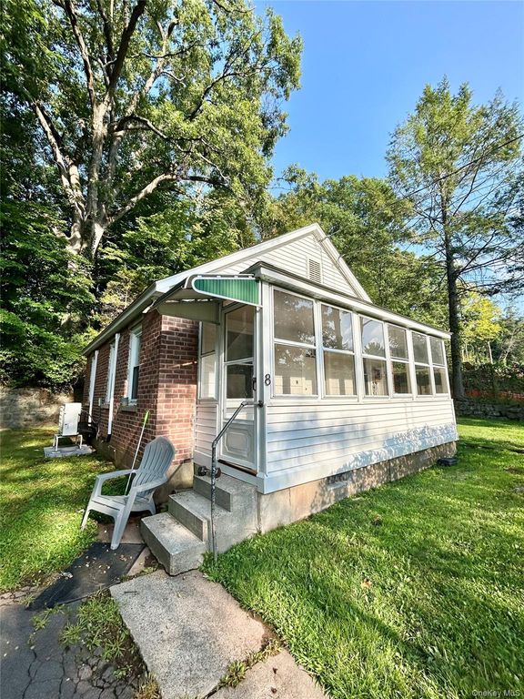 747 Route 9W Cottage 8, Valley Cottage, NY 10989