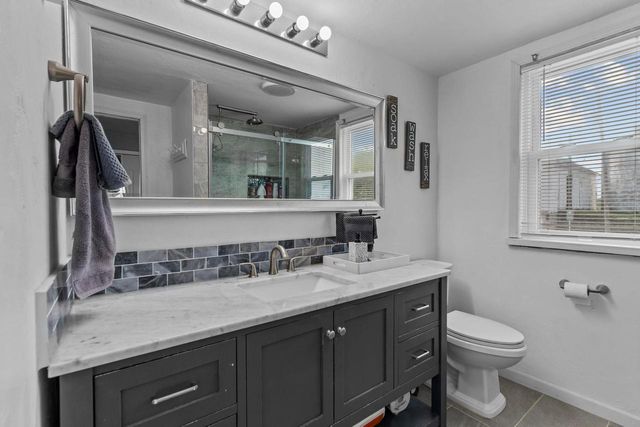 N8496 HWY 55, Menasha, WI 54952