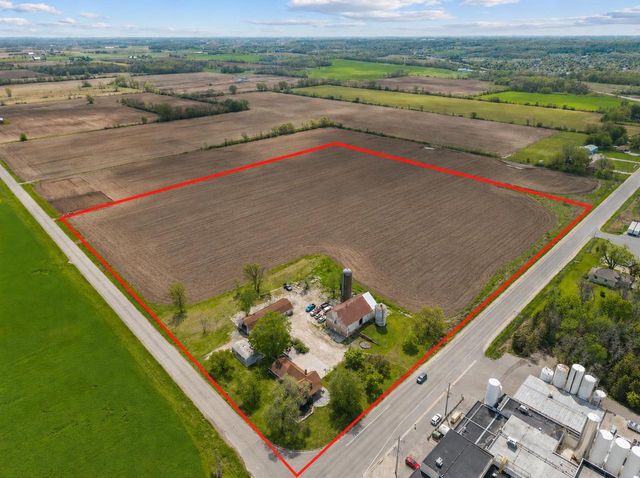 N8496 HWY 55, Menasha, WI 54952
