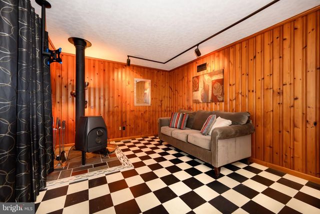 8620 PARK DR, Chestertown, MD 21620