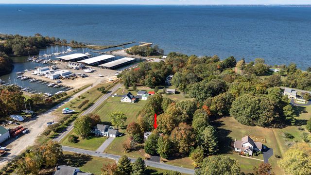 8620 PARK DR, Chestertown, MD 21620