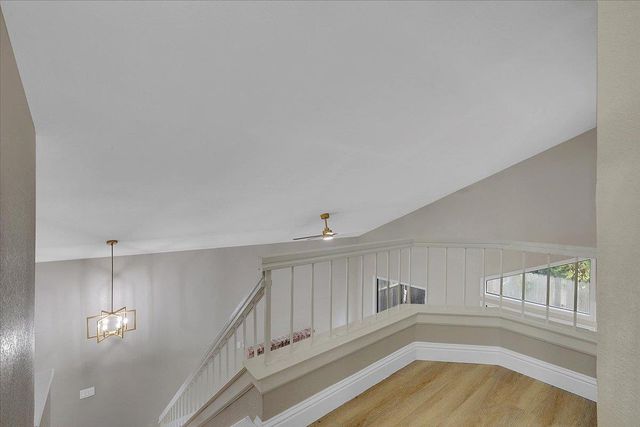 14 Eduardo Ct, Sacramento, CA 95831