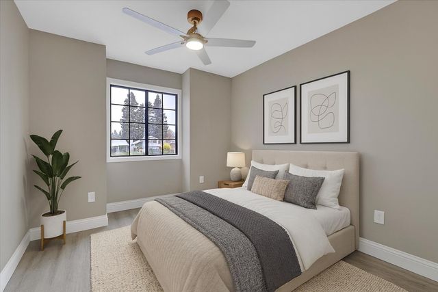 14 Eduardo Ct, Sacramento, CA 95831